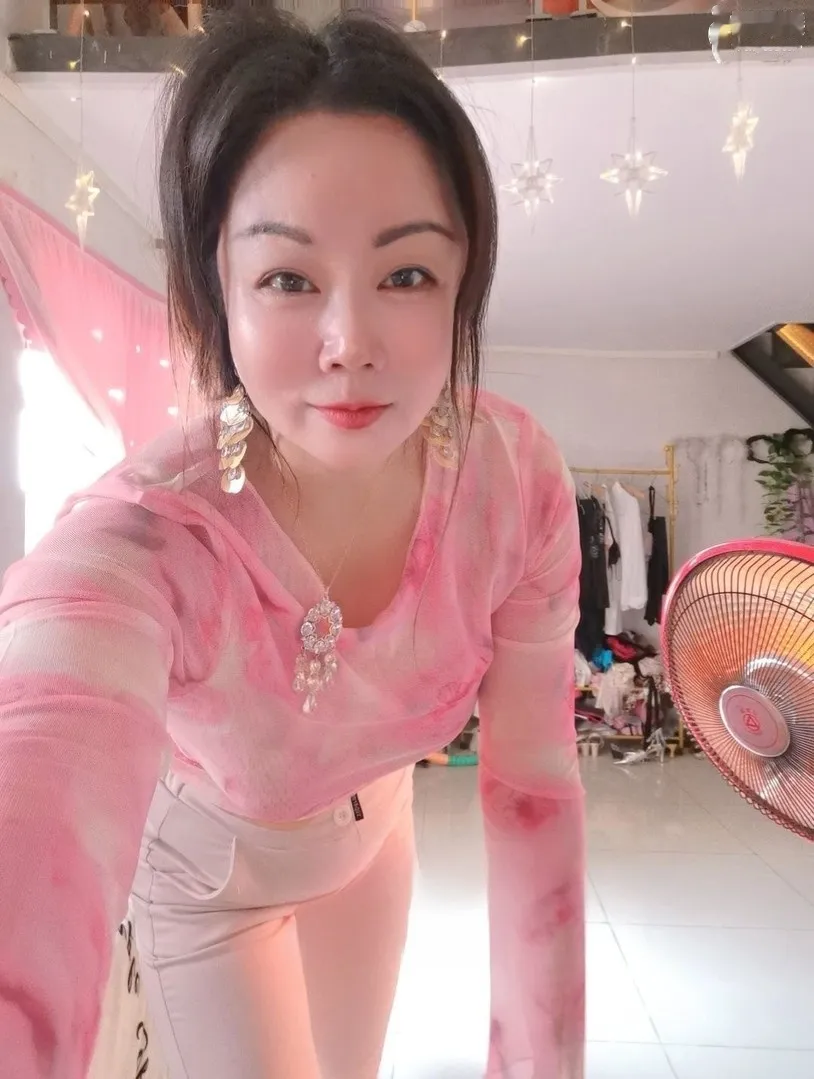 中山少妇