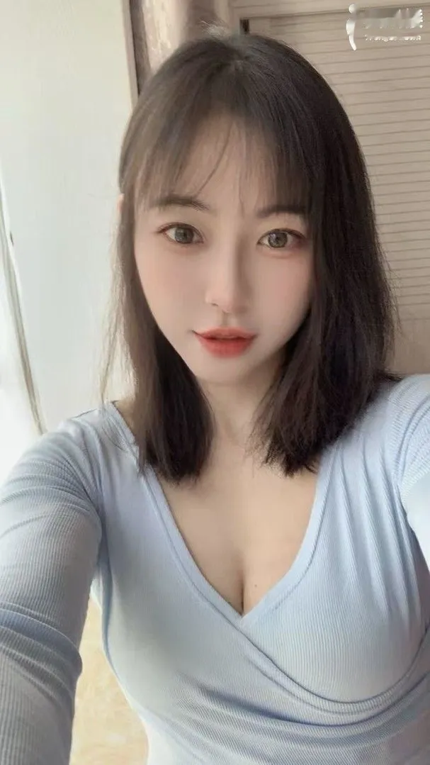 御姐翘臀高跟黑丝诱惑