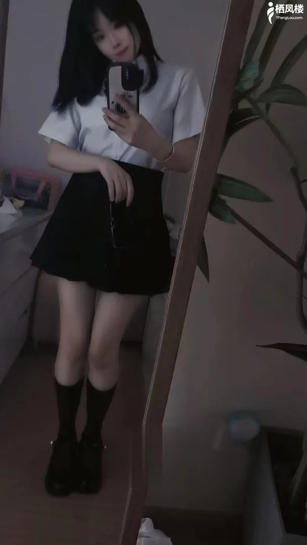 情趣嫩妞萌萌
