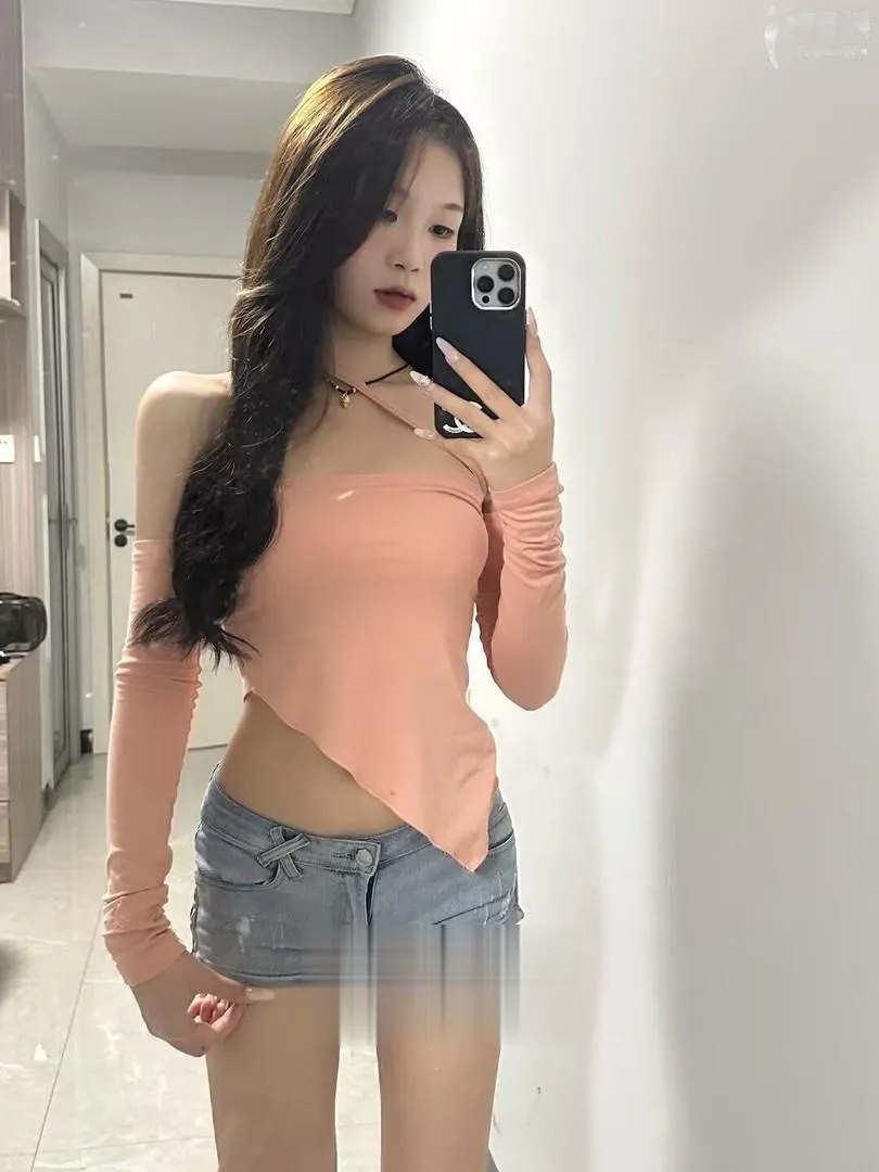 南海白嫩纯欲软妹