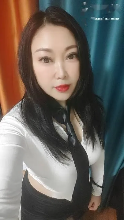 张府园骚货服务系