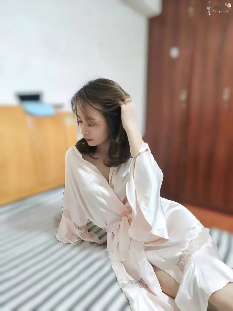 秦淮服务型姐姐