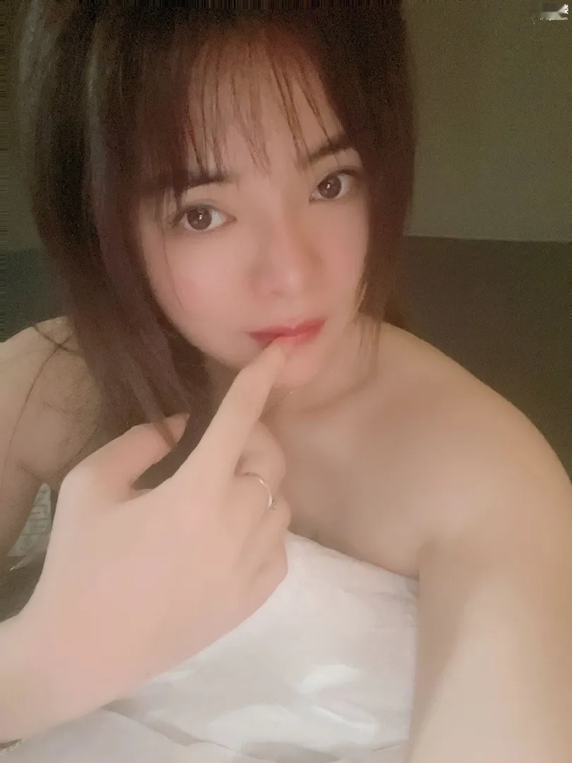 龙华大屁股风骚少妇