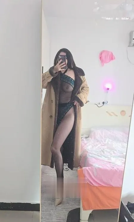 风骚白嫩大胸欲女