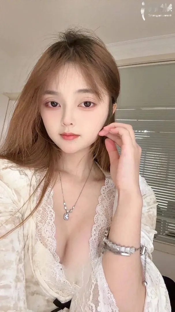 天宁性感小嫩妹