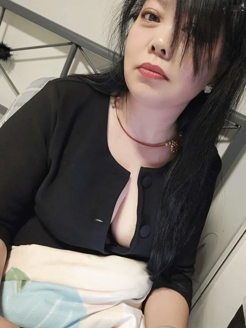 浦东肥臀熟女