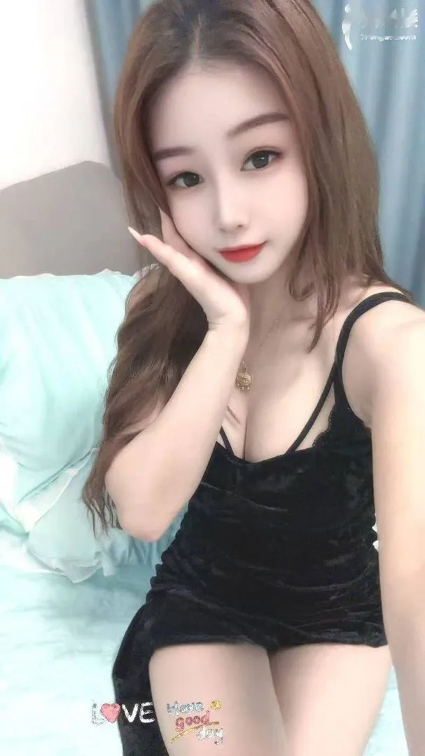 桥西清纯反差骚妹子