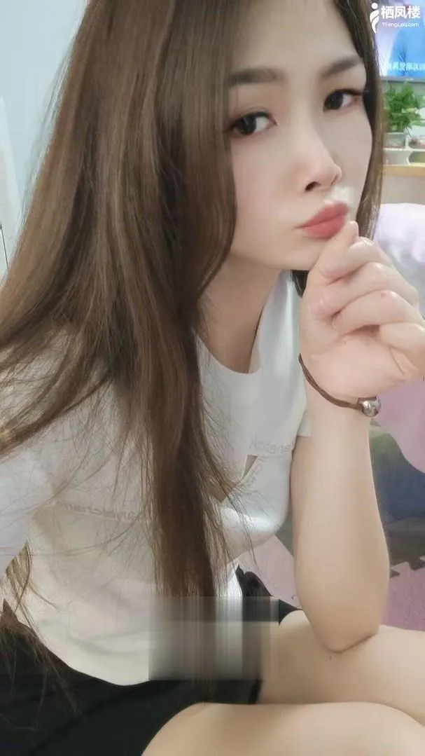 南站附近的小姐姐