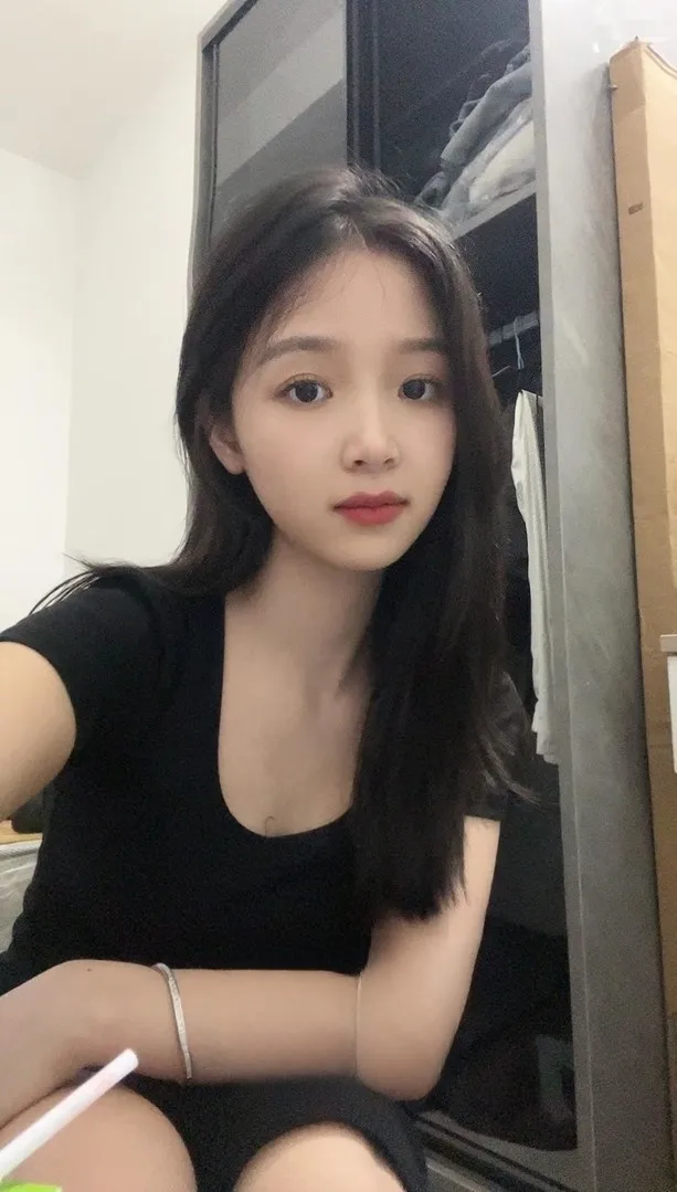 美女小姐姐