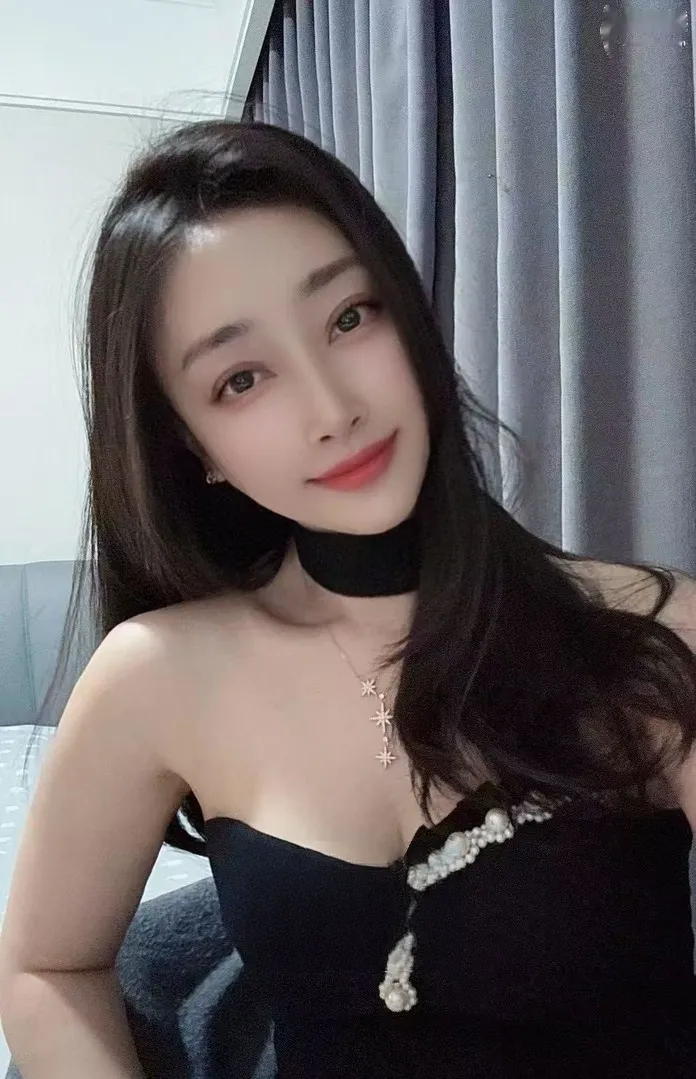 性感颜值女友小小