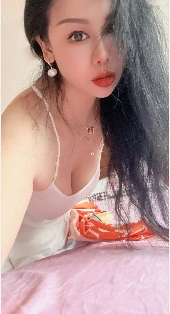 本地兼职大奶少妇