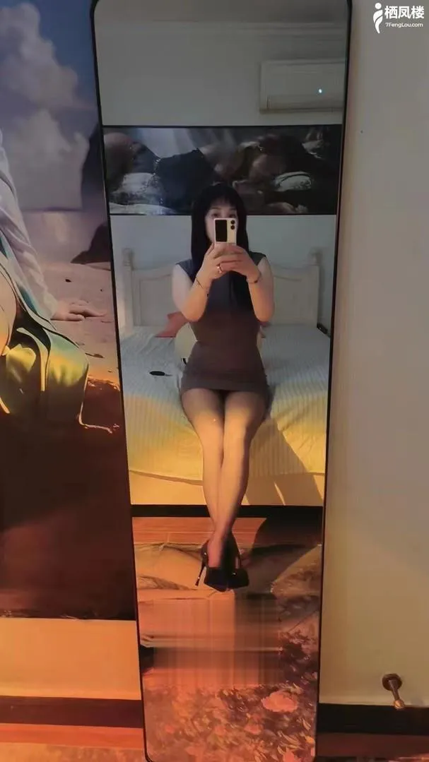 翘臀爽记小姐姐