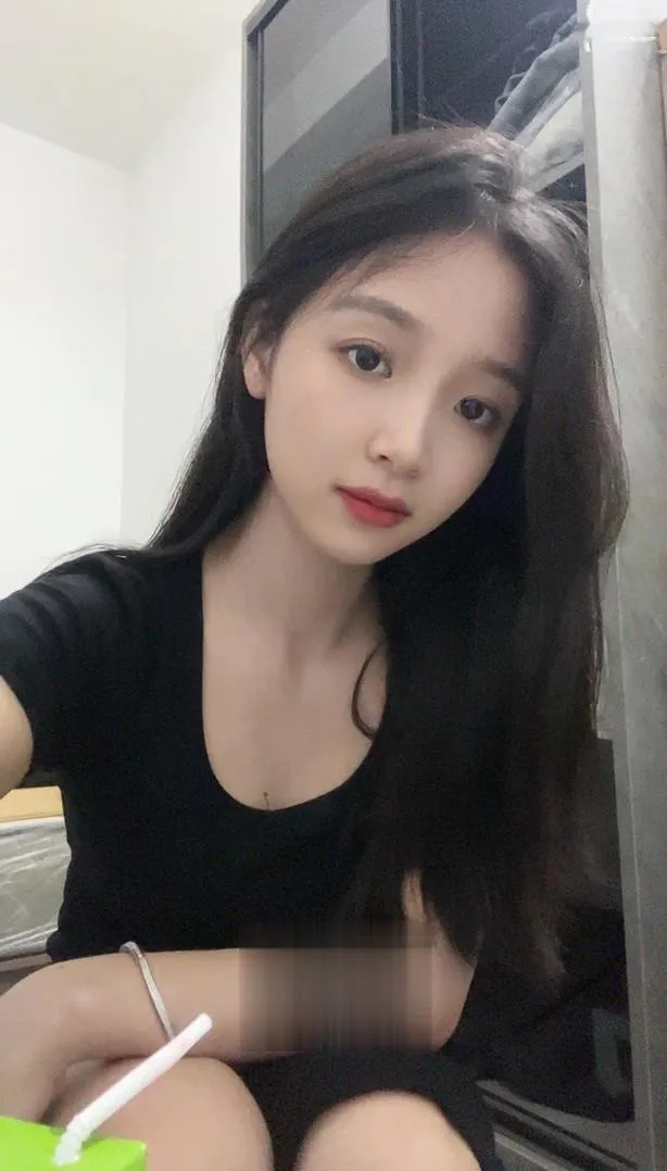 美女小姐姐