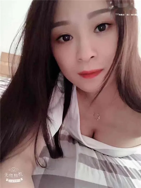 老师会调情哦，连亲带摸，让人欲罢不能