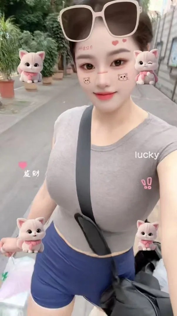白嫩大咪小宝