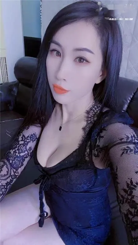 极品炮台粉粉的奶头你懂得