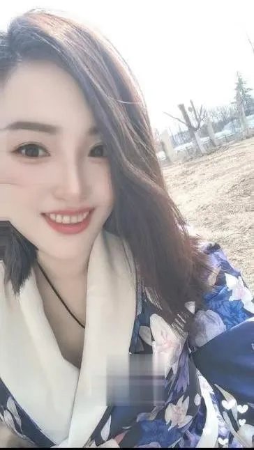章丘大奶骚少妇