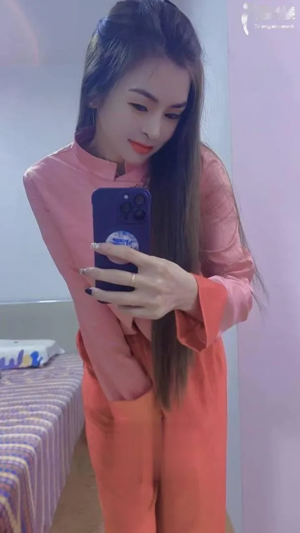细腰无毛的兔妮