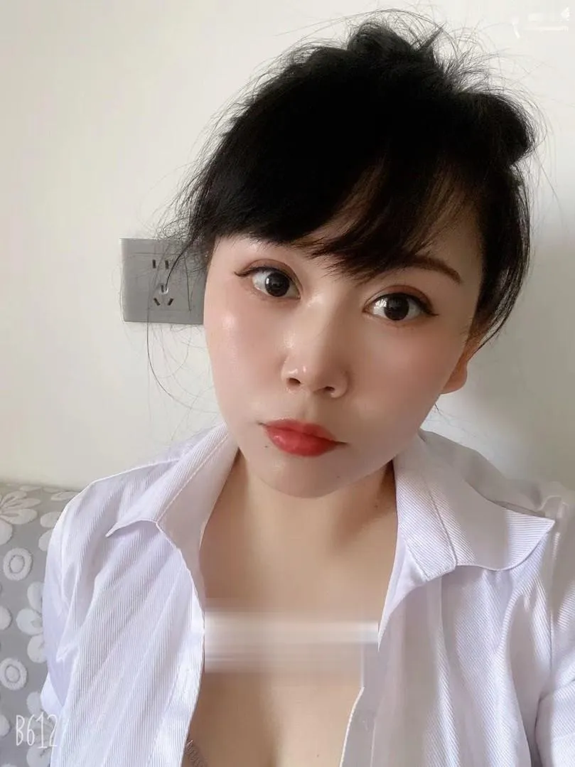 兼职丰满水多多妹子