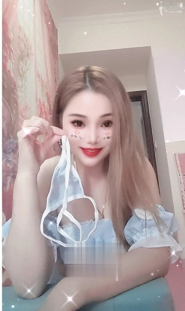 风骚美艳骚妇波波