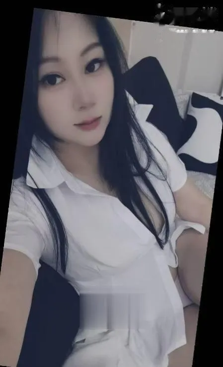 重庆清纯白嫩乖巧可爱