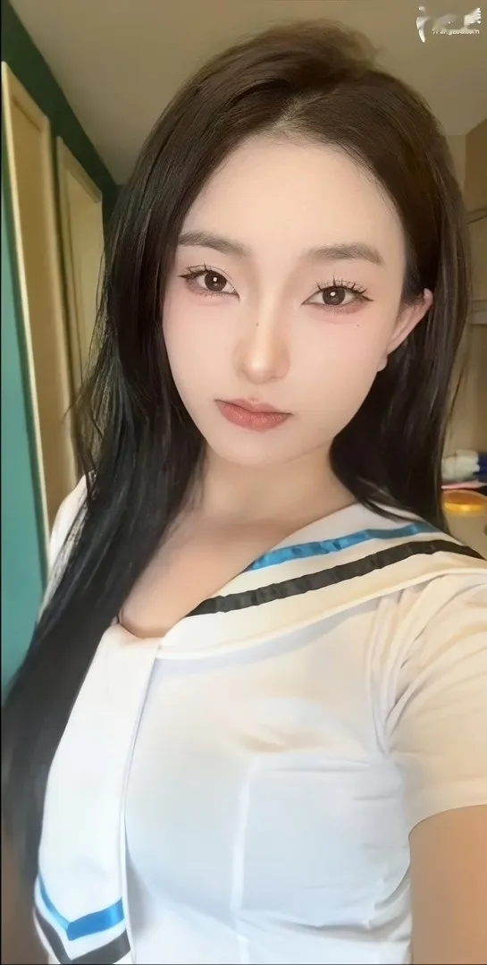 曾经的女神思思