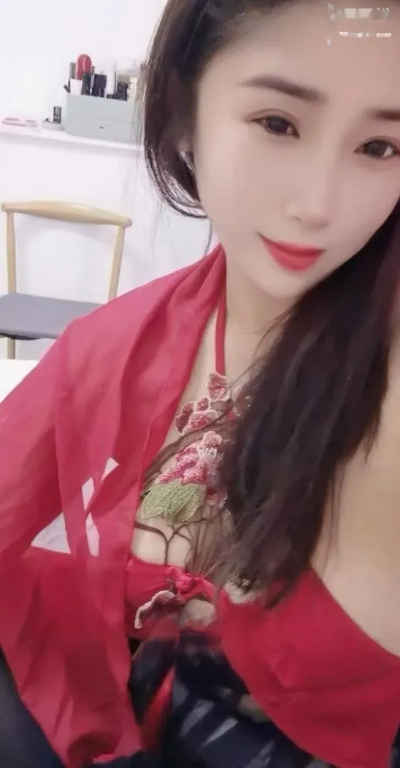 金水翘臀大奶子青青