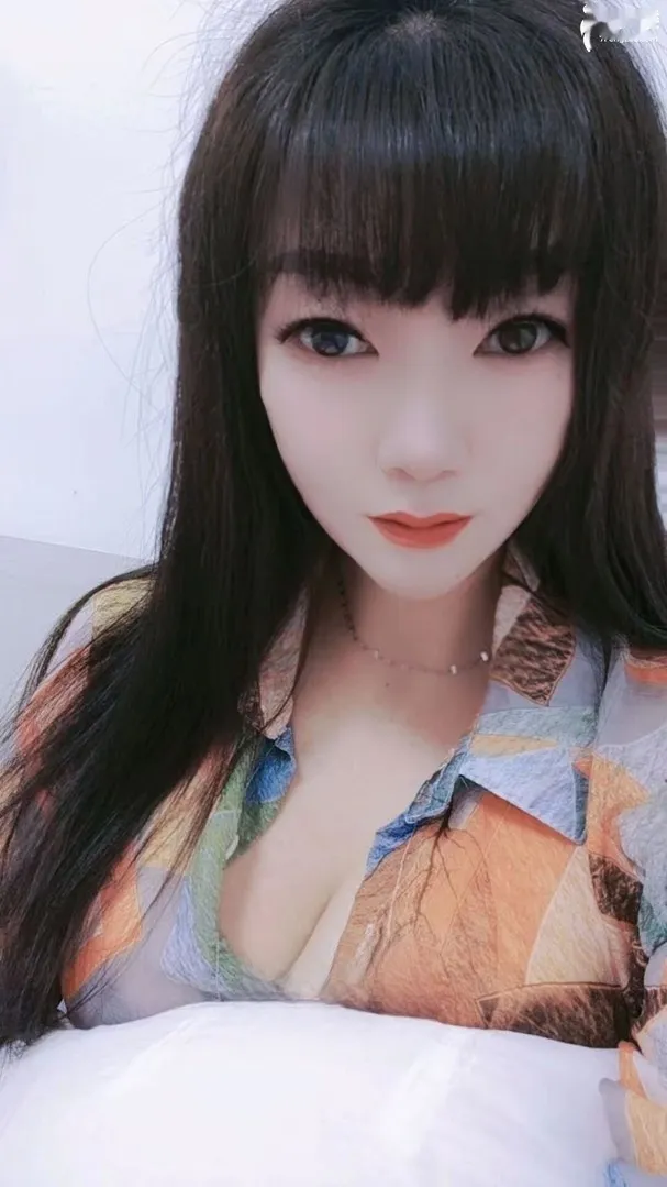 验证胸大骚妇佳佳