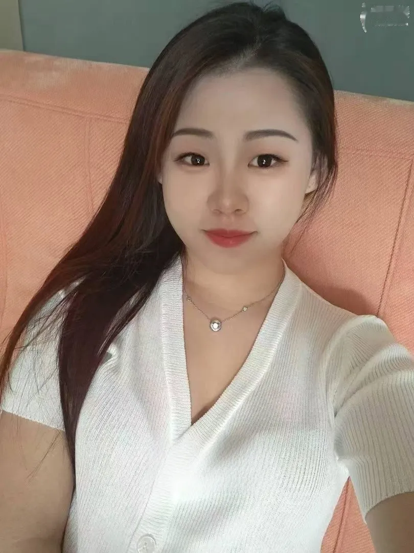 一线天美鲍七七老师