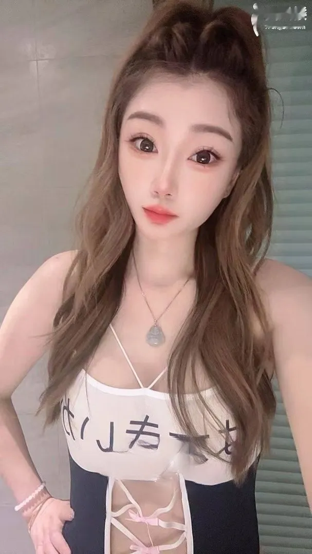 深圳慢热情趣嫩妹