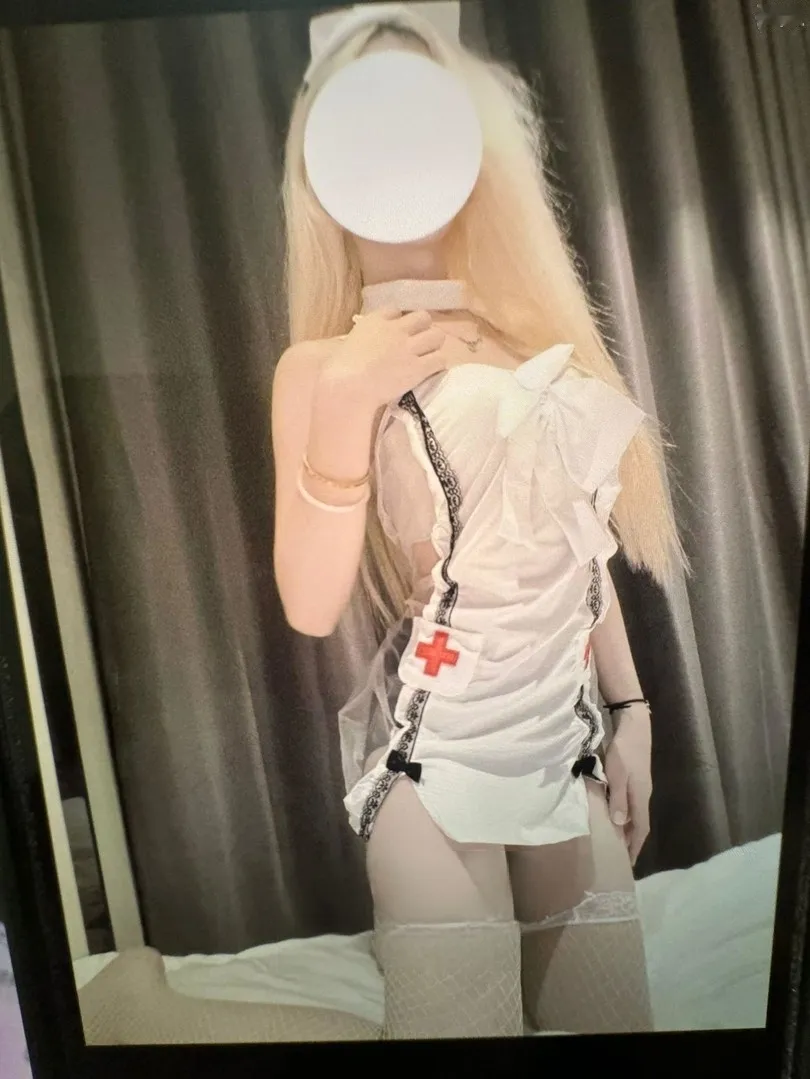 水嫩多汁的西西老师