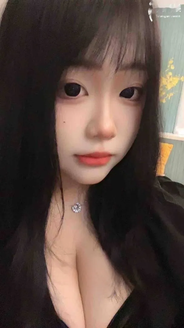 极品嫩妹甜美服务爽翻天