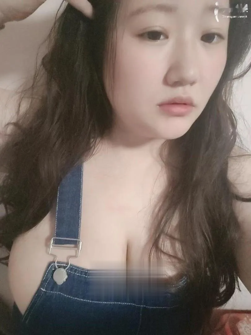 丰乳肥臀BBW