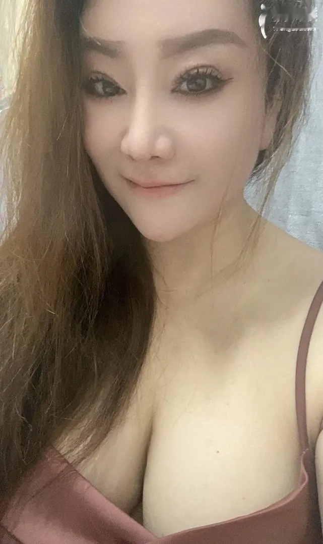 风骚大胸老师