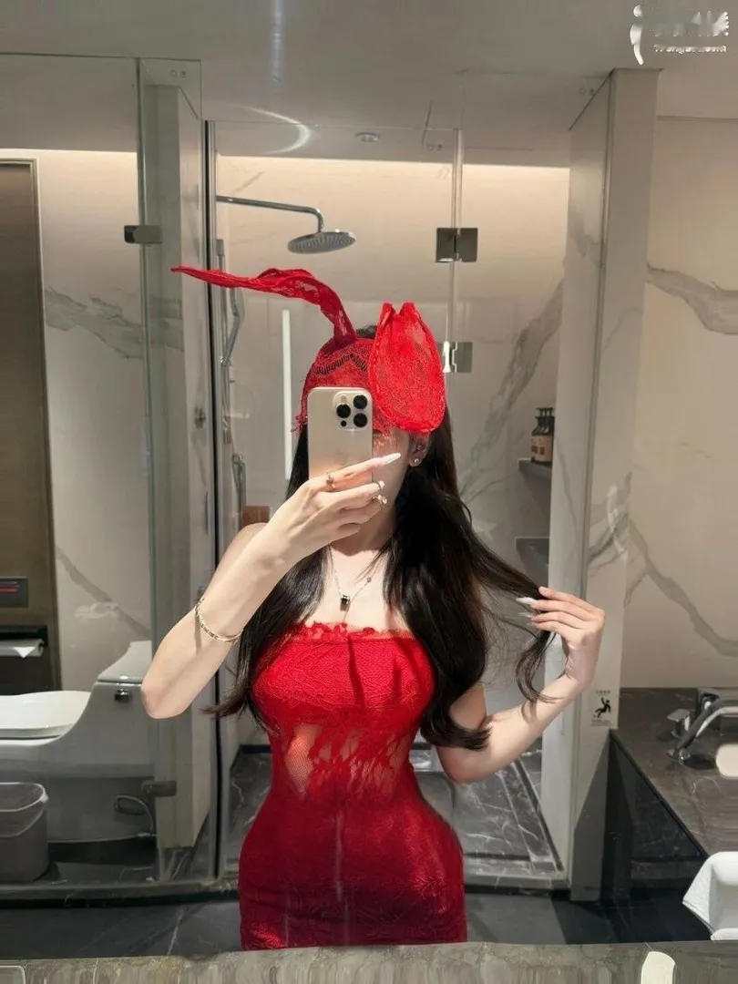 性感温柔新人小熊