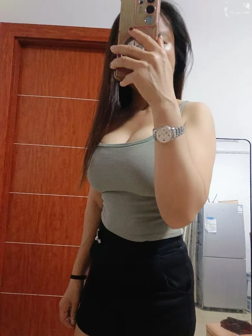 身材超级棒的少妇