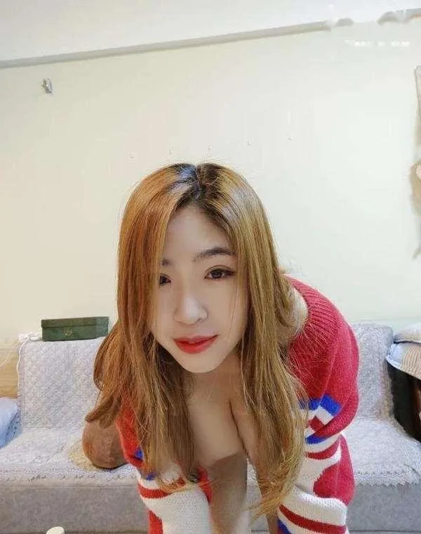风骚性感服务系妹子