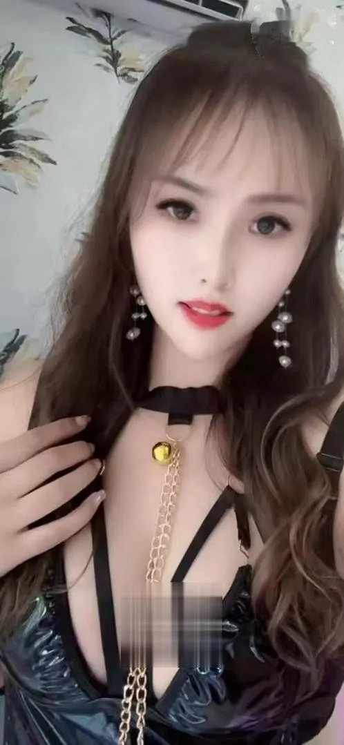 狂野少妇蓝色妖姬