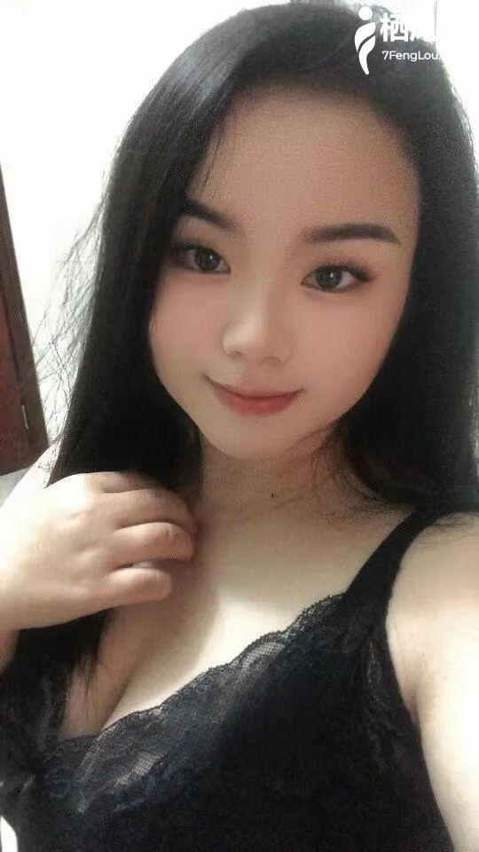 性价比丰满小妞