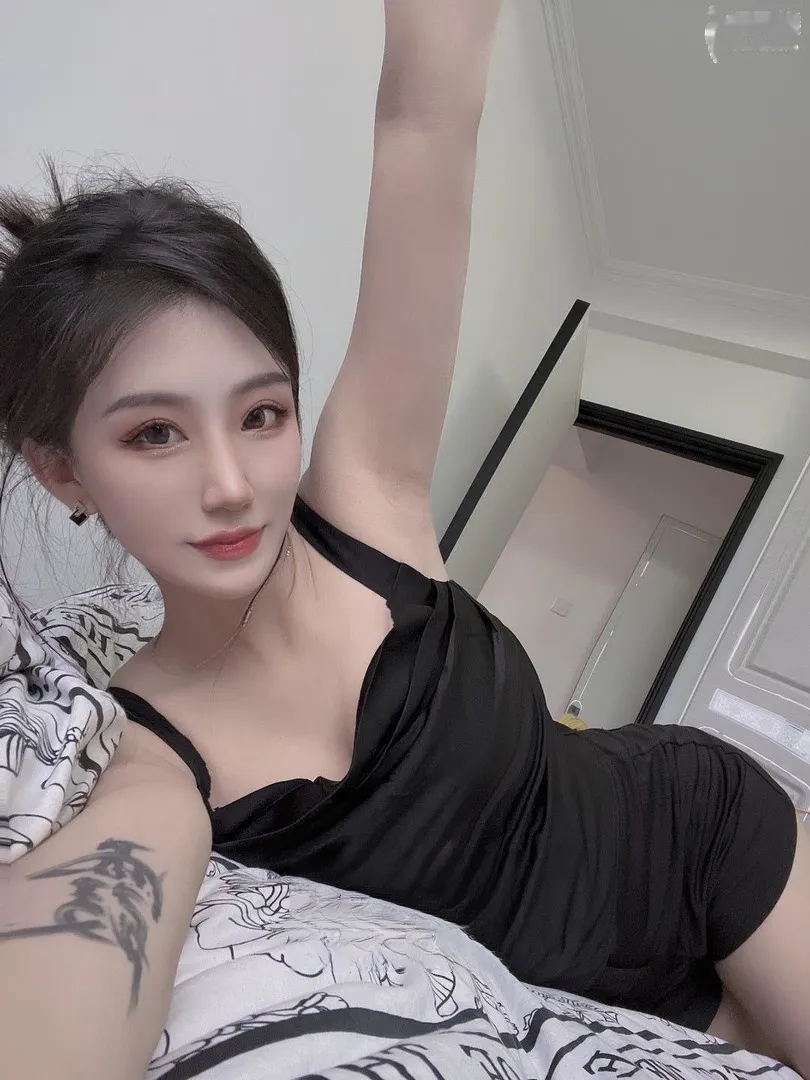 魔鬼身材服务系骚货
