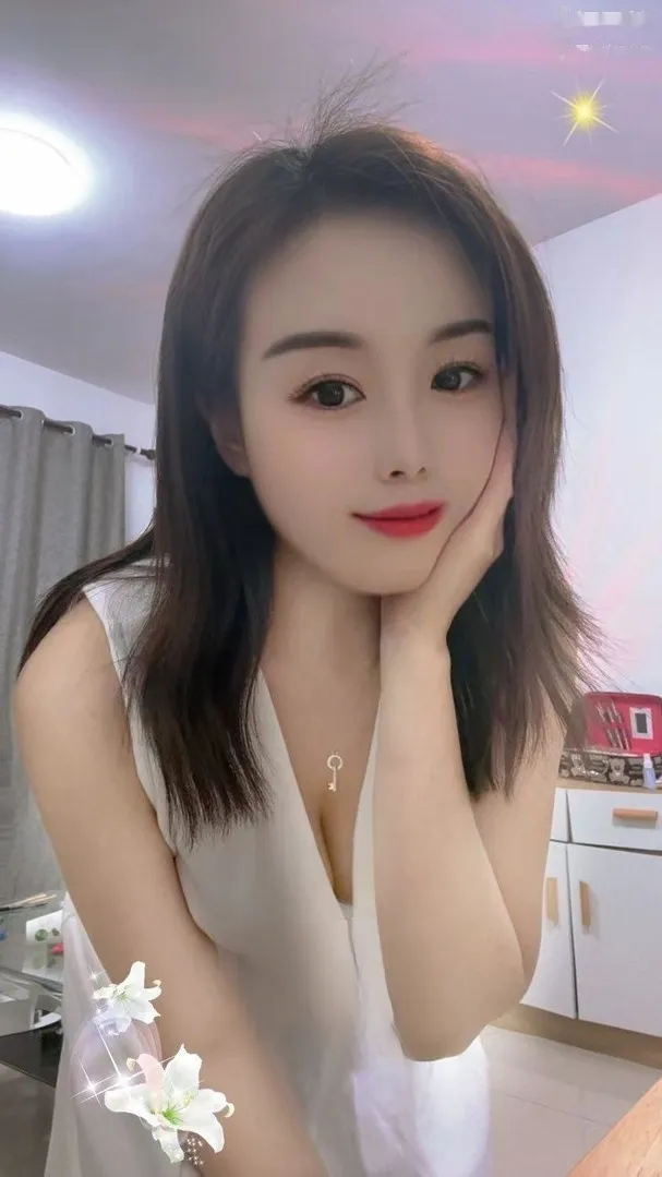 极品美乳御姐水多润滑