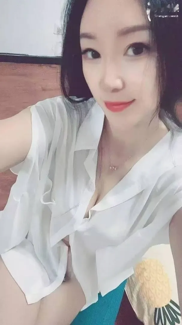 性感妩媚风骚小少妇