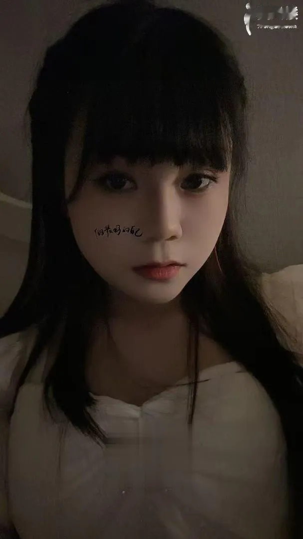性感风骚小嫩妹