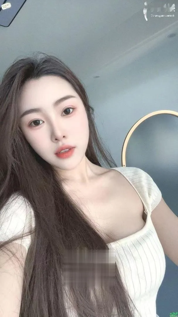 鹿城性感白嫰小仙女