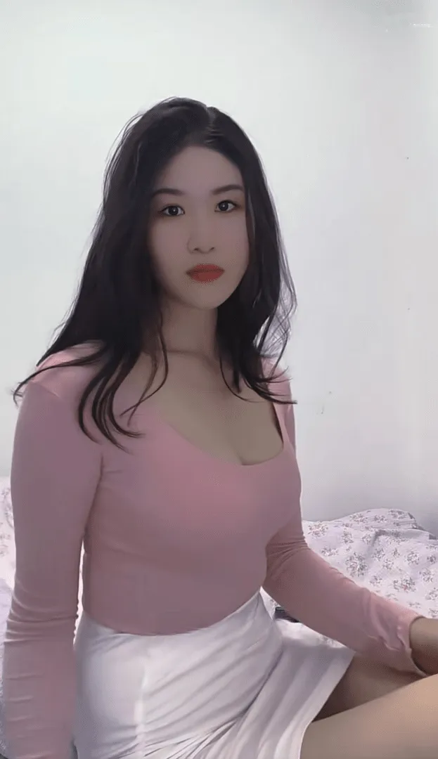 白嫩妩媚水润闷骚型