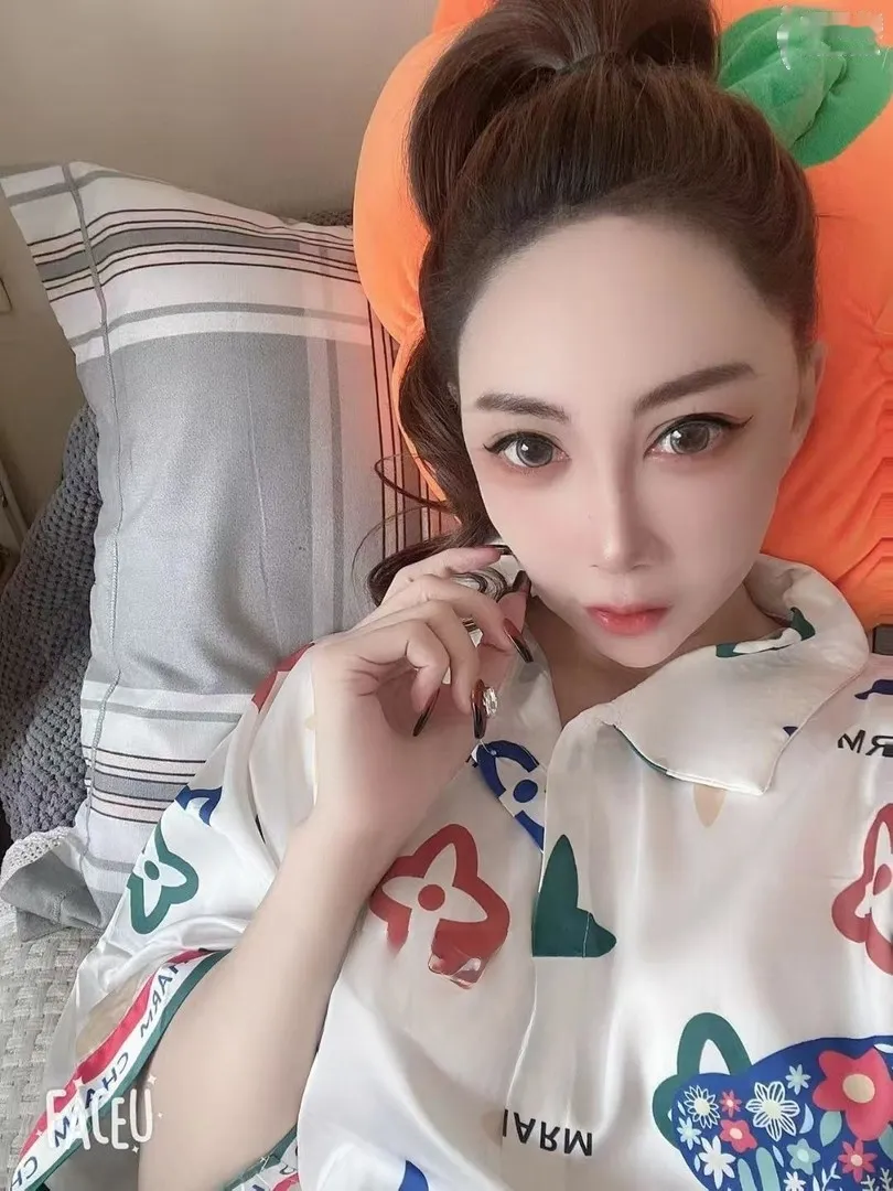 福佳小雨中项