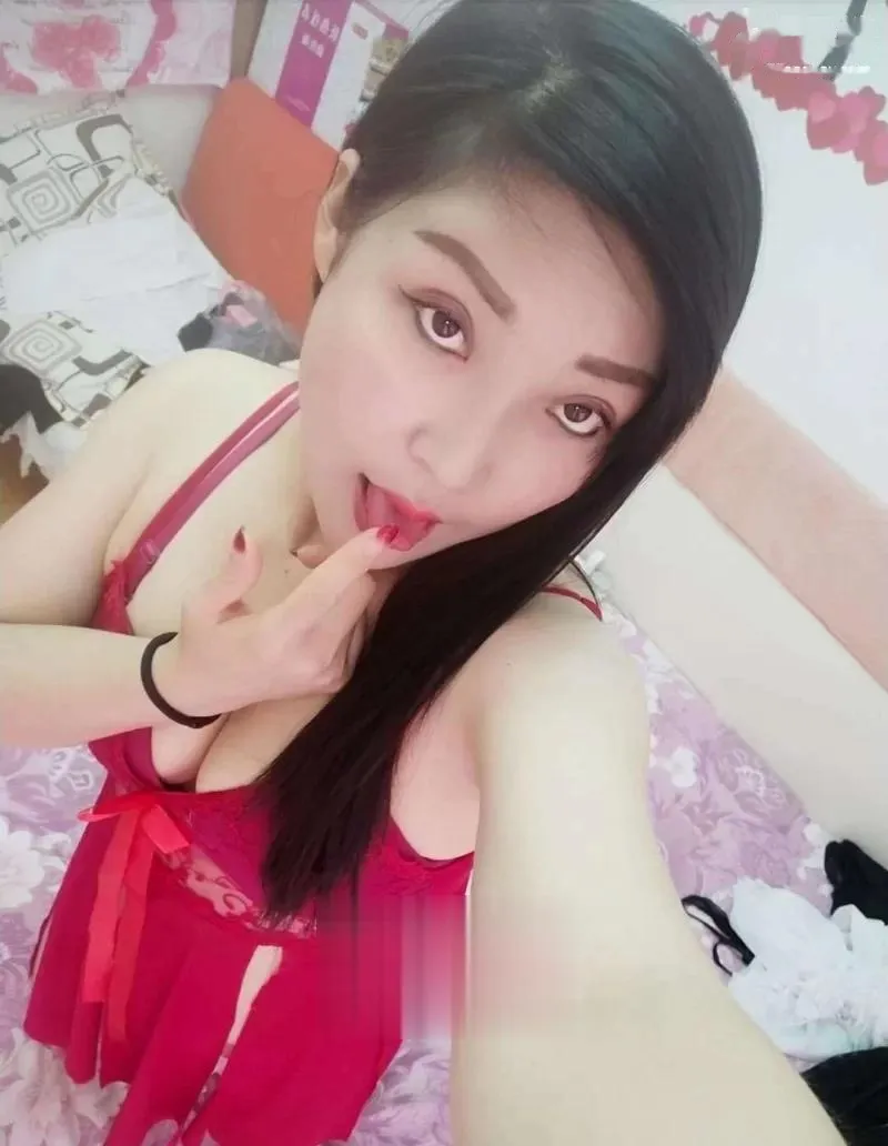 小骚货毒龙特别爽