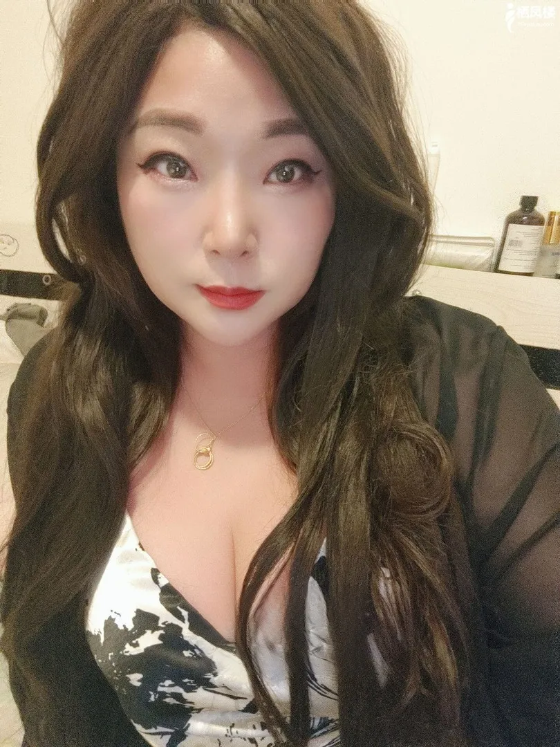 三通骚臀老师