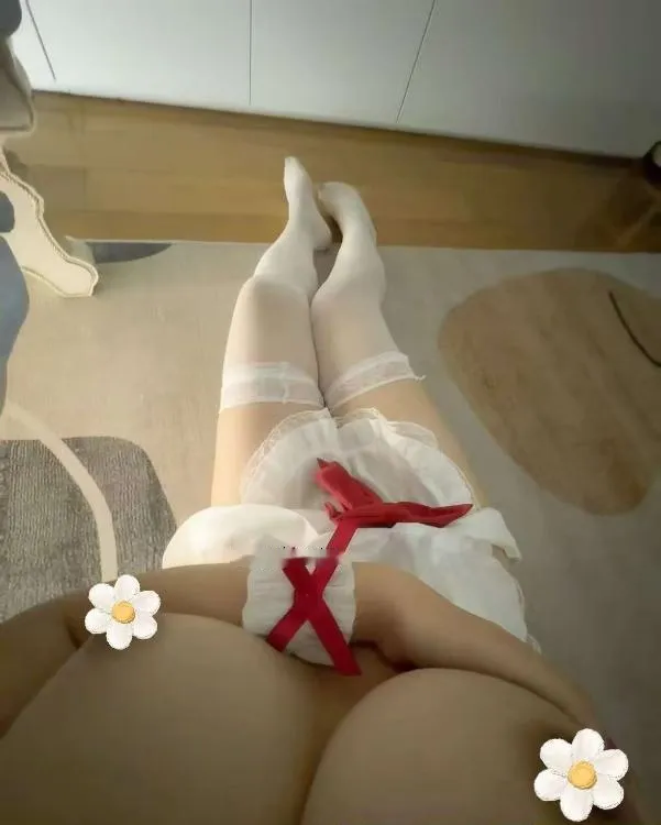 龙华大奶小雪