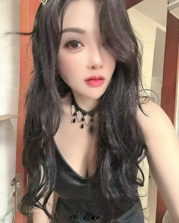 水多性感骚妹子